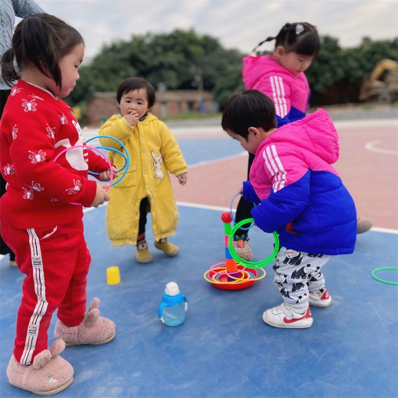キッズスタッキングレイヤー&スローリングサークルゲーム子供屋 - Golf Equipment Kids のレビューと価格